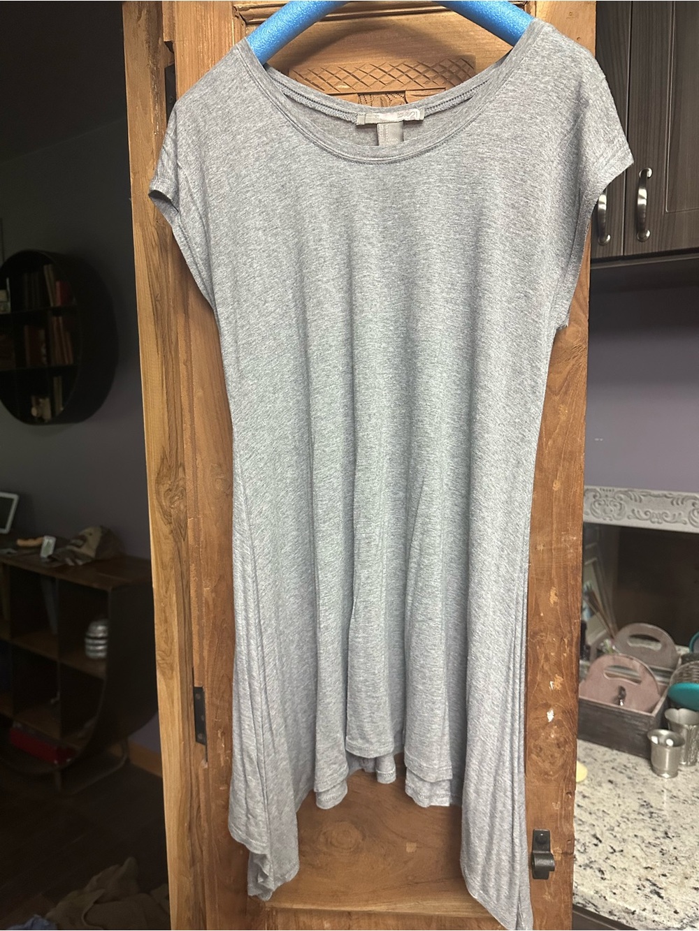 Tunic t shirt high low asymmetrical hem short sleeve medium grey
